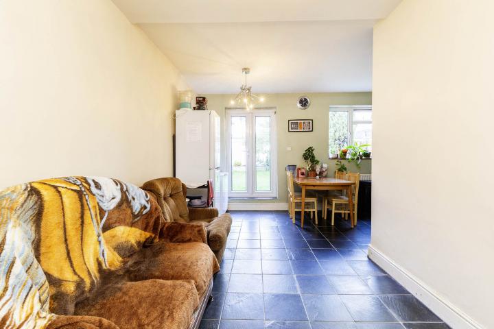 Shared Accomodation Burnley Road, Dollis Hill